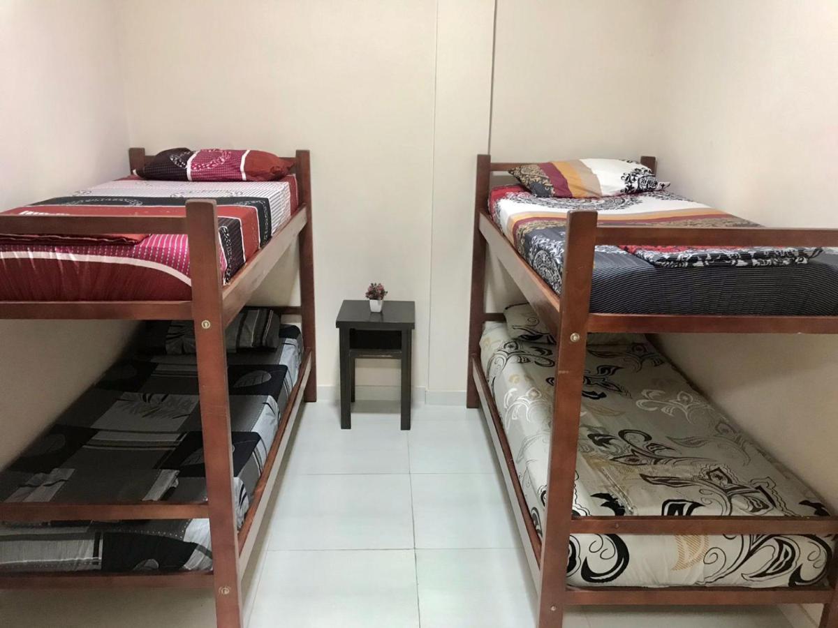 Colibri Hostel Пуерто-Іґуасу Екстер'єр фото