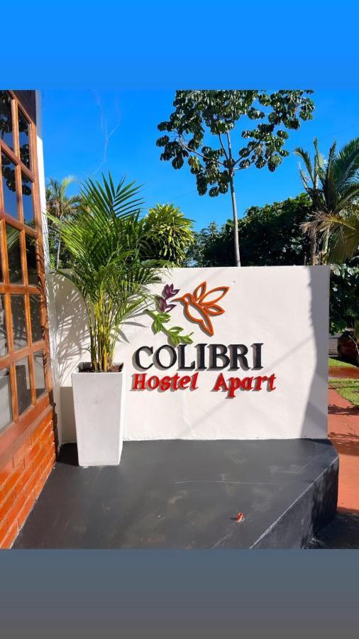 Colibri Hostel Пуерто-Іґуасу Екстер'єр фото